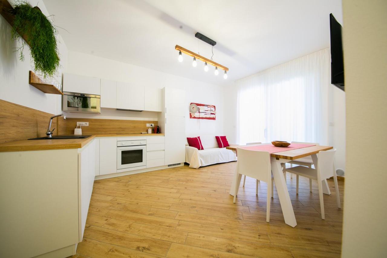 S'Arena Lughente Deluxe Apartment Alghero Bagian luar foto
