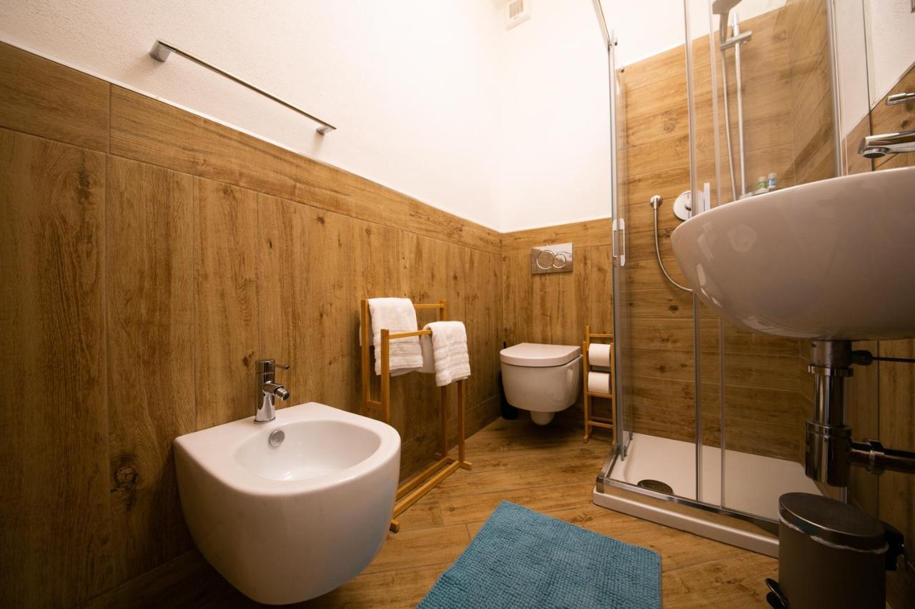 S'Arena Lughente Deluxe Apartment Alghero Bagian luar foto
